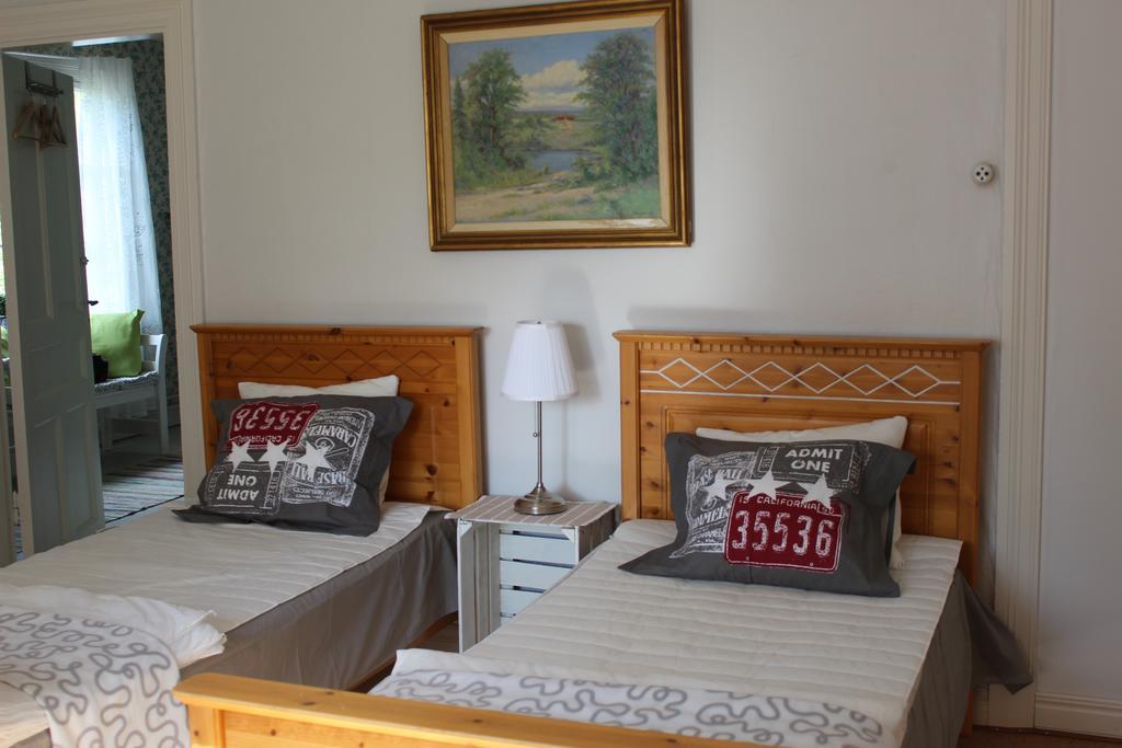 Dohnafors Sommarhem Hostel Askersund Room photo